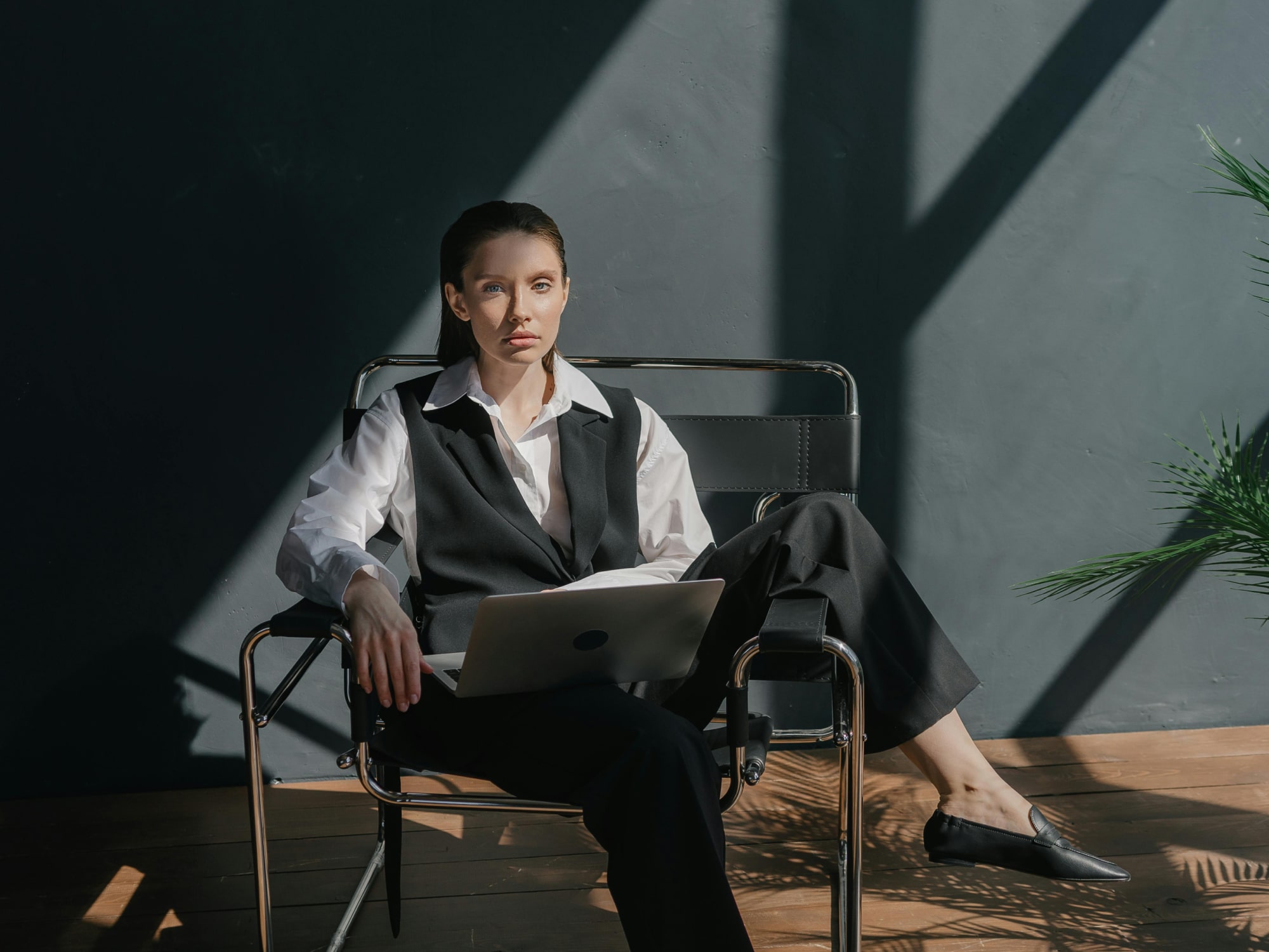 A support agent working remotely